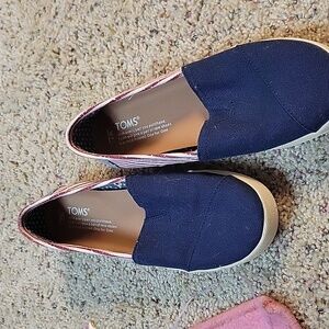 Toms canvas flats